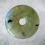 Pandantiv disc piatra semipretioasa Labradorit, 3 cm
